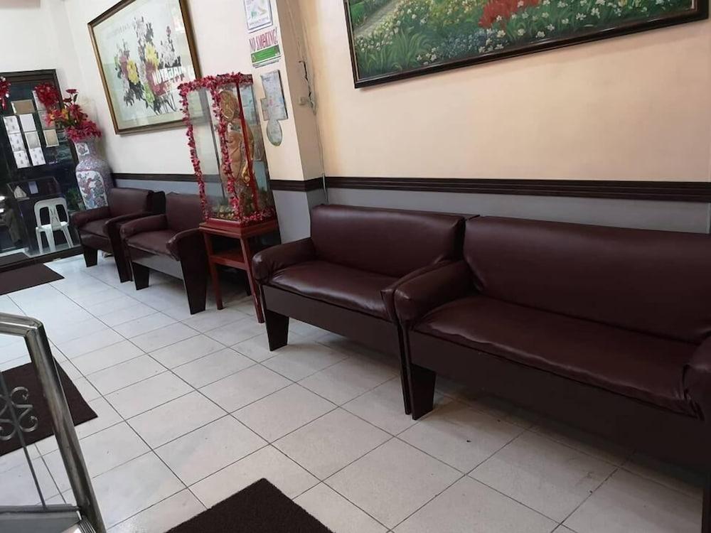 Magayon Hotel Legazpi Ngoại thất bức ảnh