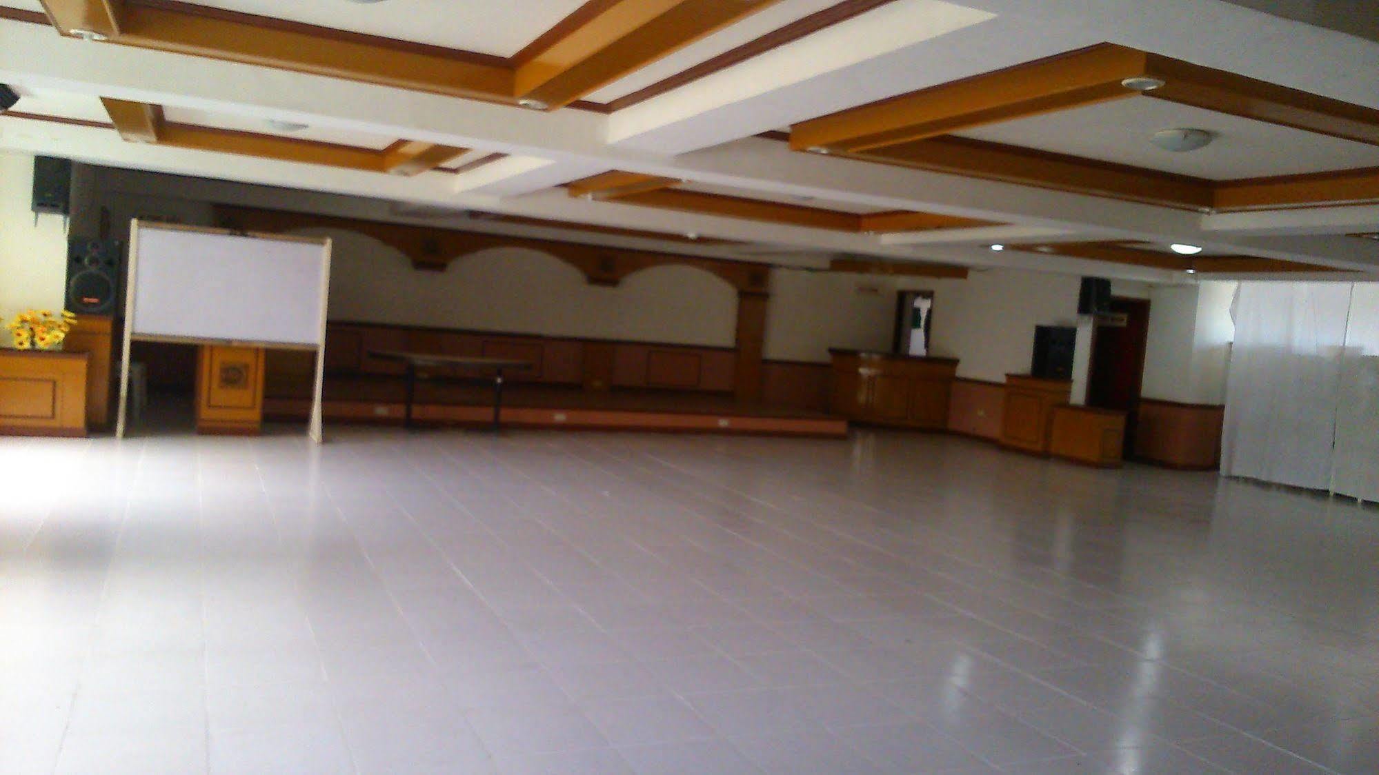 Magayon Hotel Legazpi Ngoại thất bức ảnh